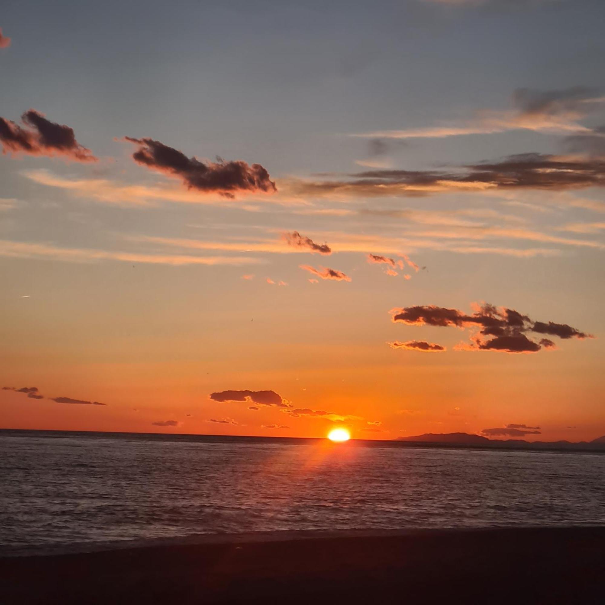 Playa Granada And Golf Apartment Motril